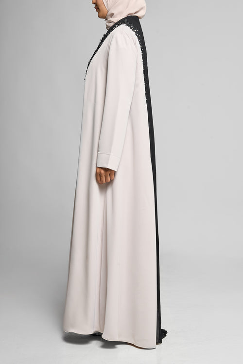 Elegant Bisht-Cut Ababishtth Embellished Leaf Trim – Black & Pearl Beige Contrast – hover image