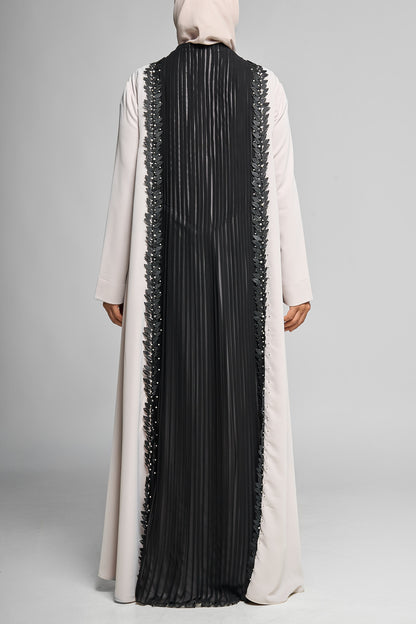 Elegant Bisht-Cut Ababishtth Embellished Leaf Trim – Black & Pearl Beige Contrast