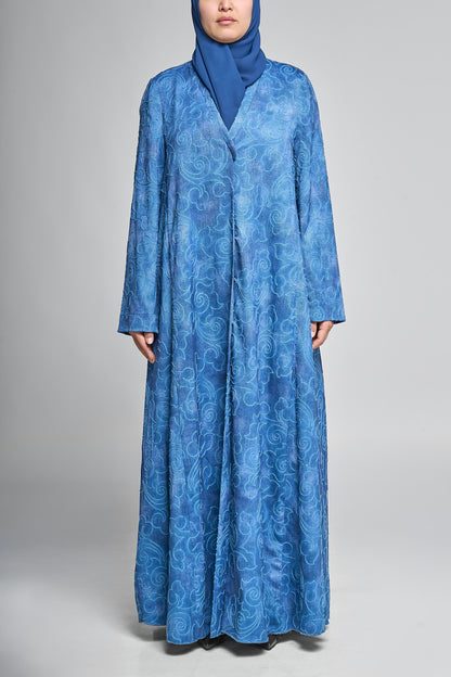 عباية مفتوحة مطرزة باللون الأزرق السماوي - نسيج فاخر باللون الأزرق الداكن