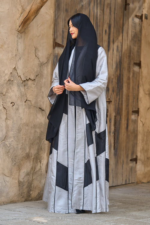 Geometric Panel Abaya in Silver Taffeta with Black Structured Accents – hover image