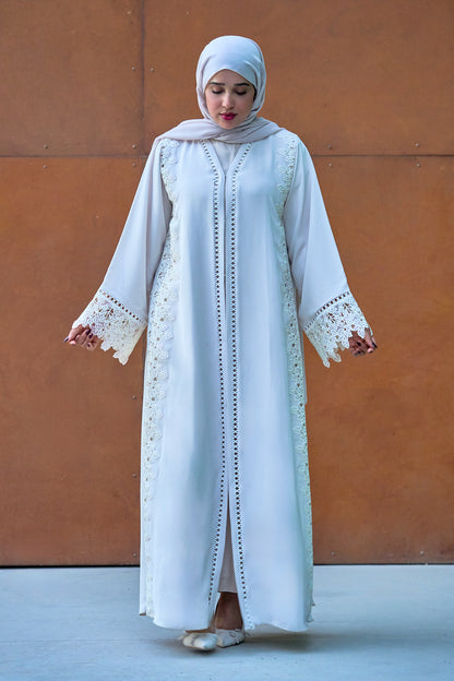 Elegant White Lace-Trim Abaya with Intricate Side Floral Embroidery
