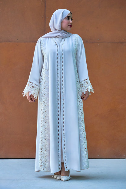Elegant White Lace-Trim Abaya with Intricate Side Floral Embroidery