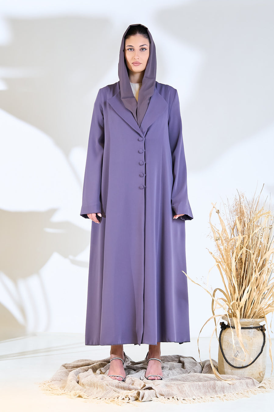 Elegant Mauve Crepe Abaya with Structured Lapel & Button Detailing