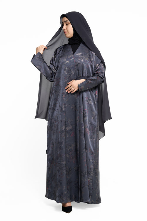 Closed Ebony Petal Abaya