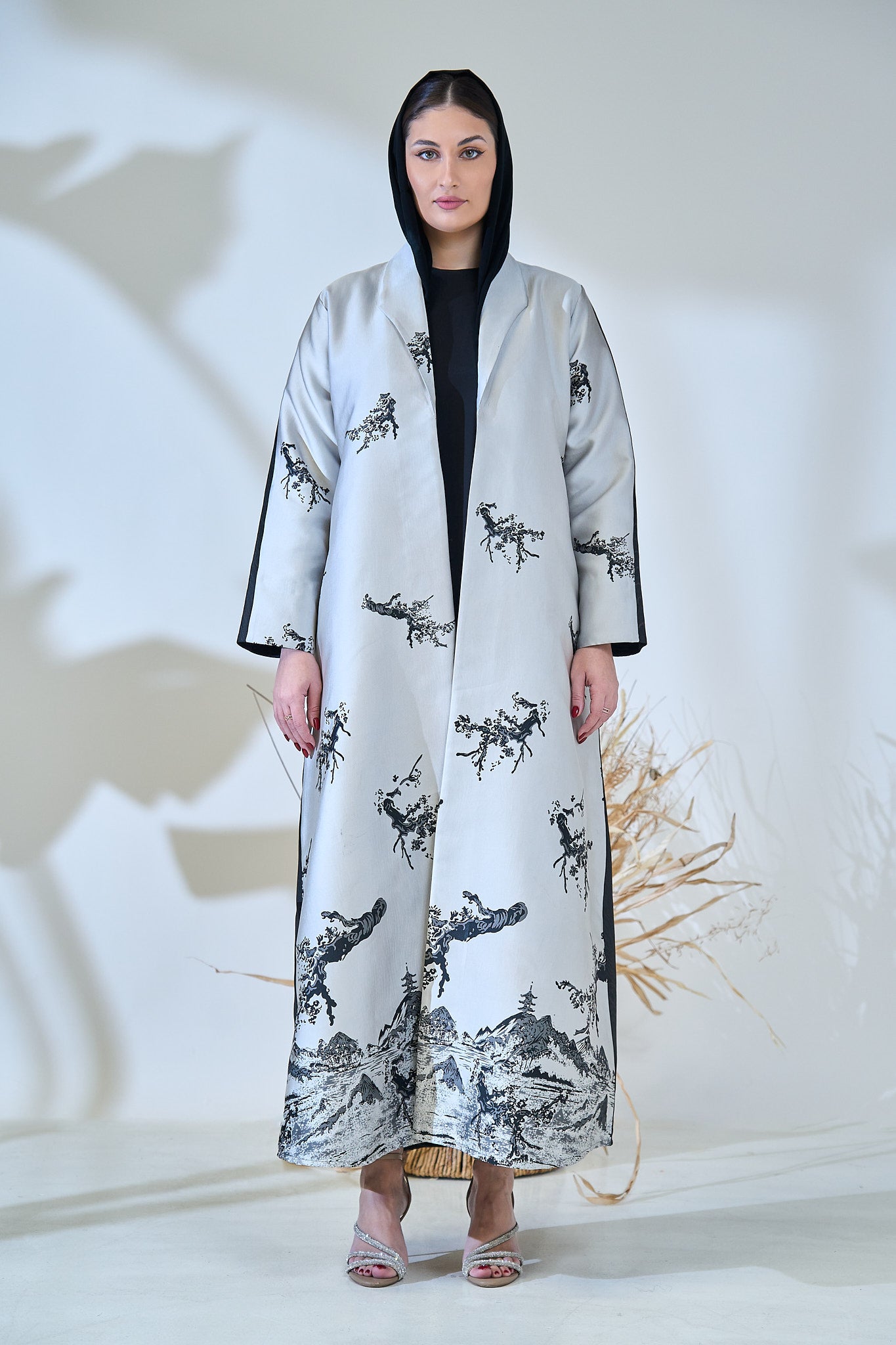Premium Illustration Open Abaya with Nature-Inspired Print