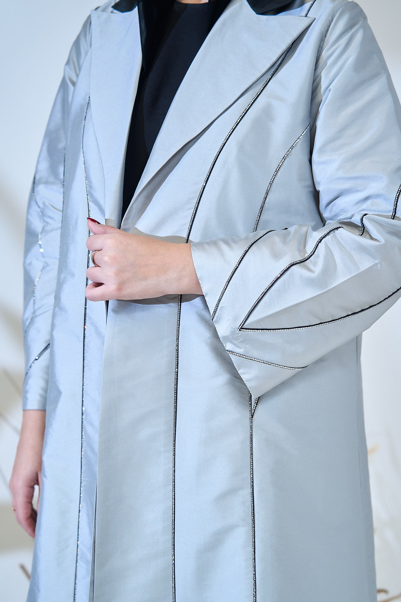 Silver Taffeta Abaya with Sculpted Seam Detailing