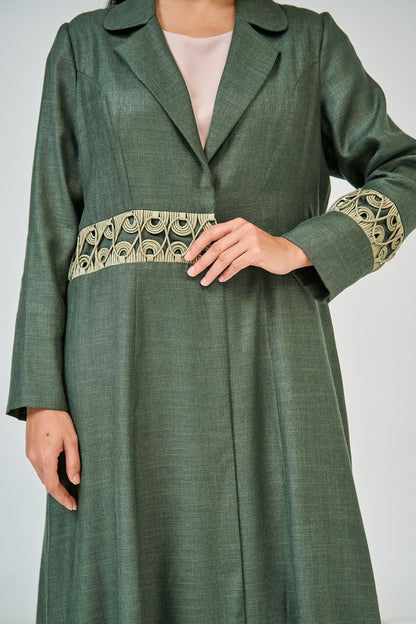 عباية زهرية بألوان مائية (نسخة)