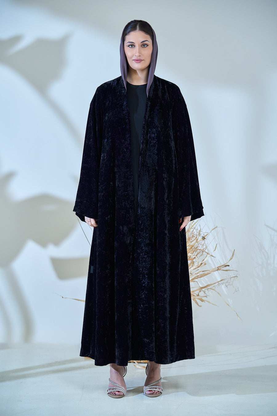 Luxe Black Crushed Velvet Abaya