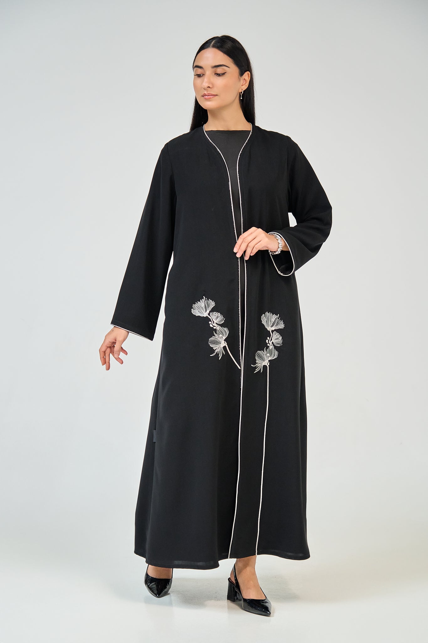 عباية نوير جاكار هلالية (نسخة)
