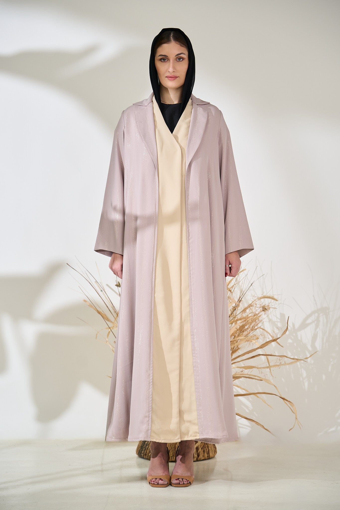 Blush Sheen Open Abaya with Soft Contrast Inner Layer