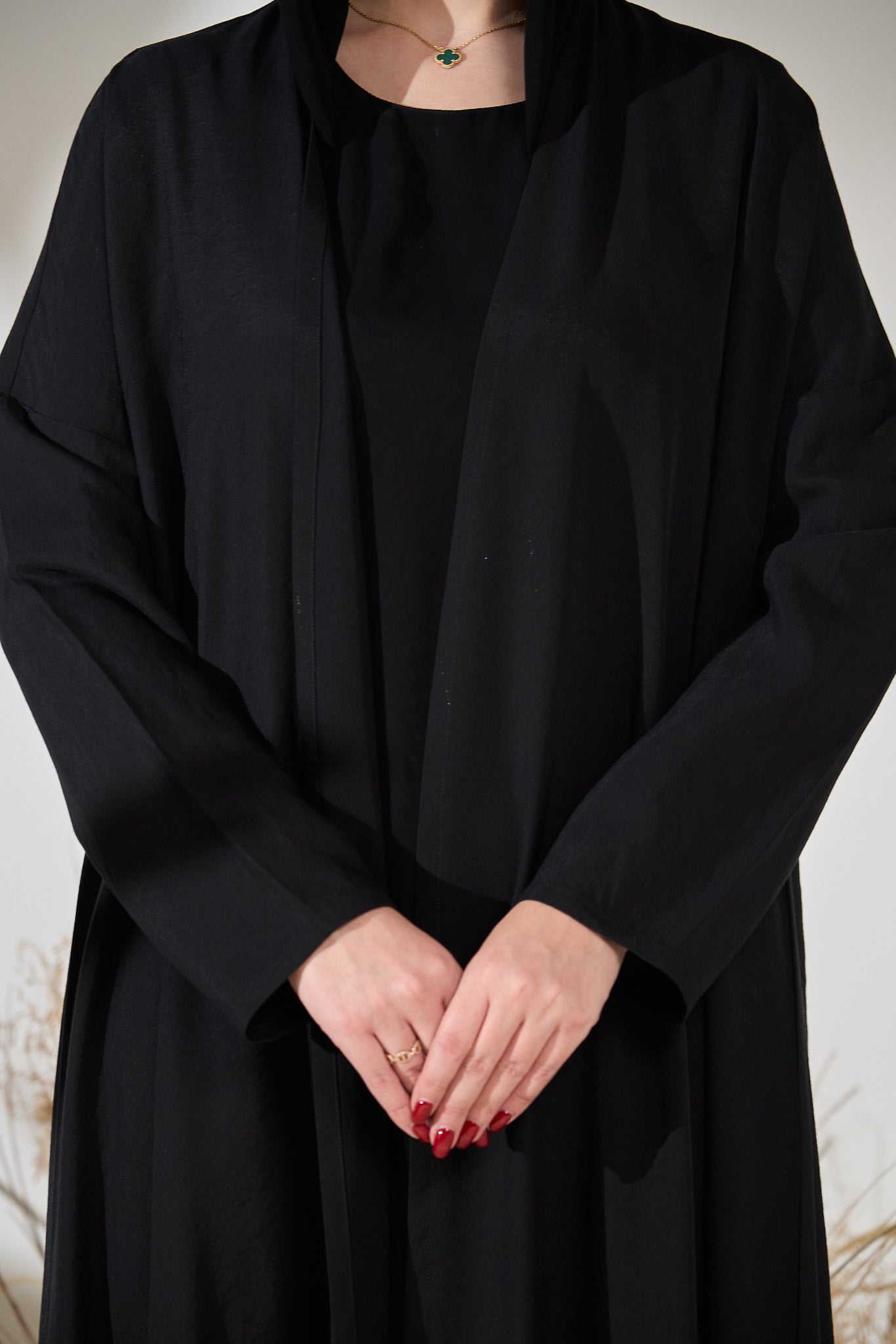 Eclipse Noir Abaya with Back Flora Shadow Print