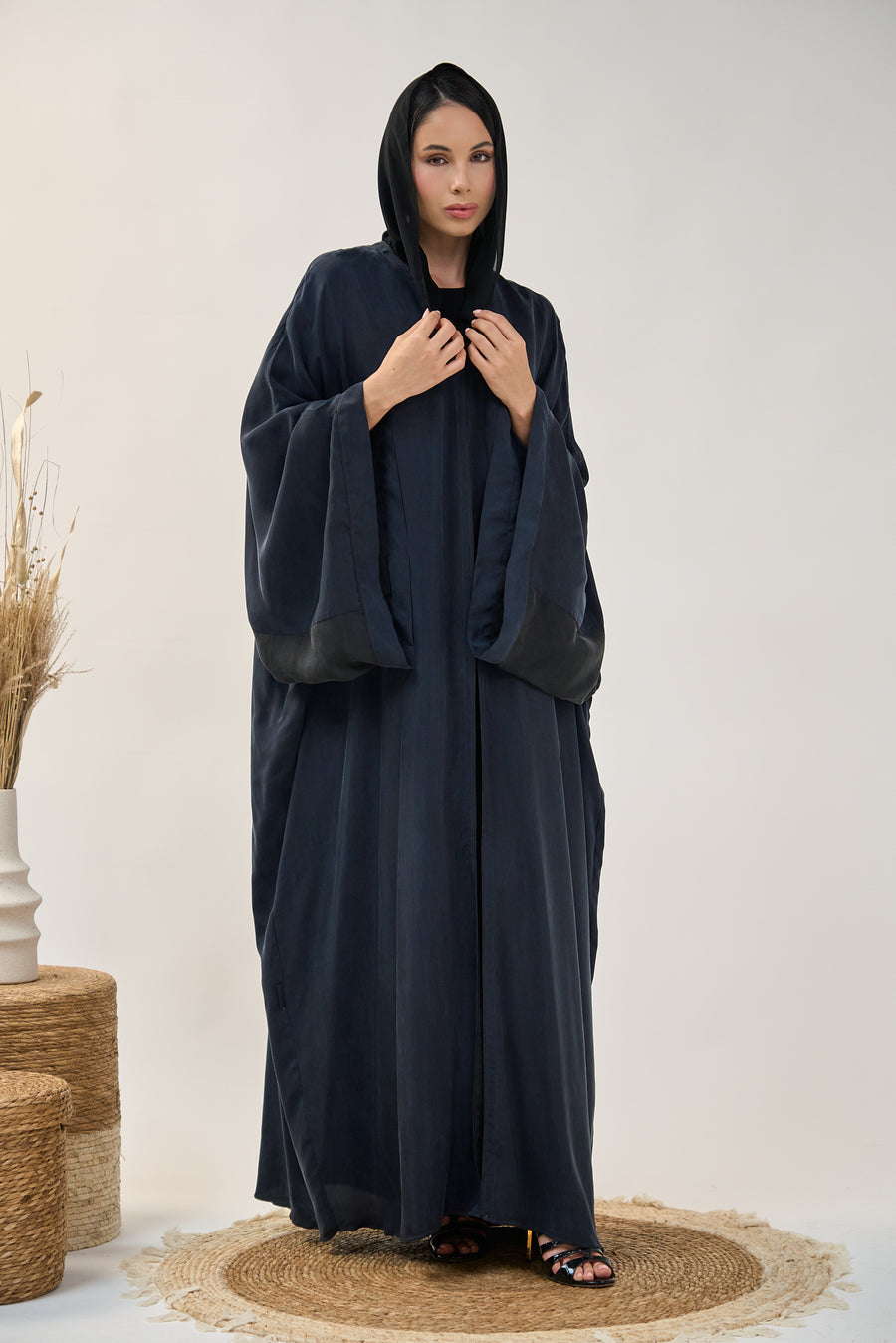 Kimono Style Dark Navy Abaya with Wide Sleeves and Fluid Silhouette