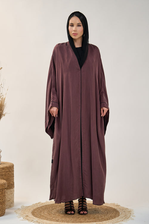 Kimono Style Abaya with Wide Sleeves and Fluid Silhouette – hover image