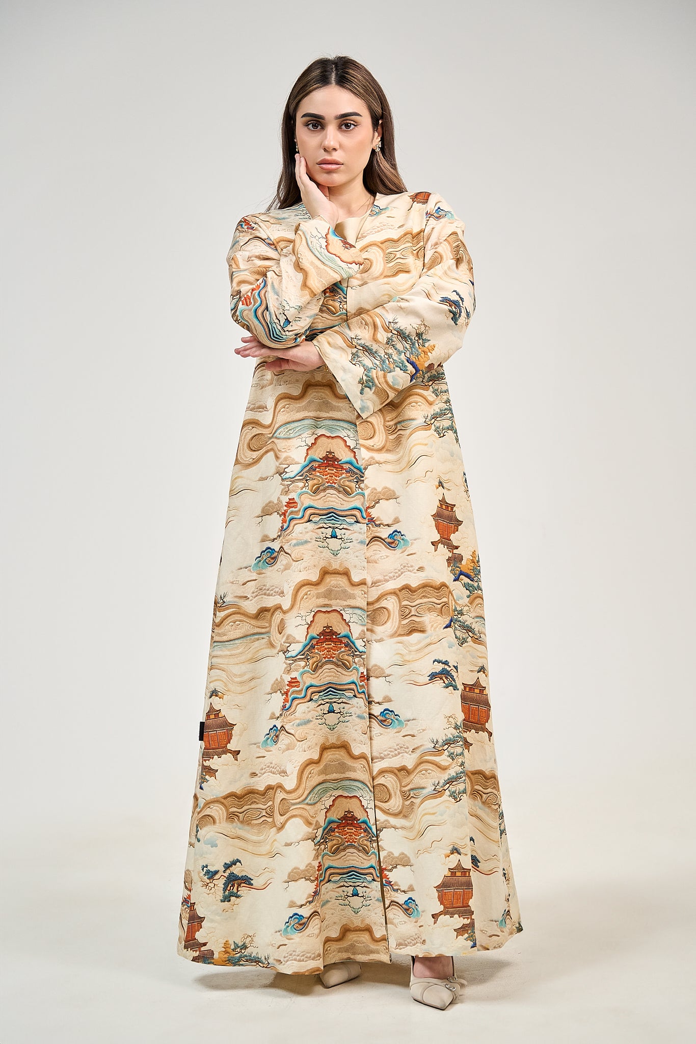 Artistic Landscape Print Abaya with Minimalist Silhouette
