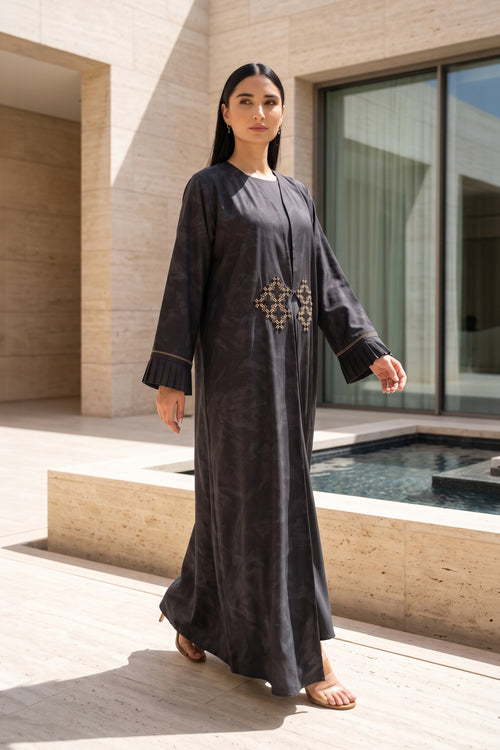 Eclipse Pleated Cuff Abaya – hover image