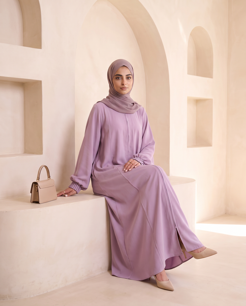 Classic Silhouette Lavender Abaya – hover image