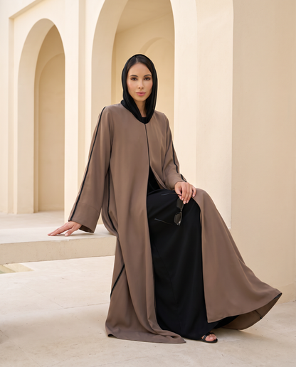 Brown Modern Abaya with Contrast Trim and Wide Sleeves