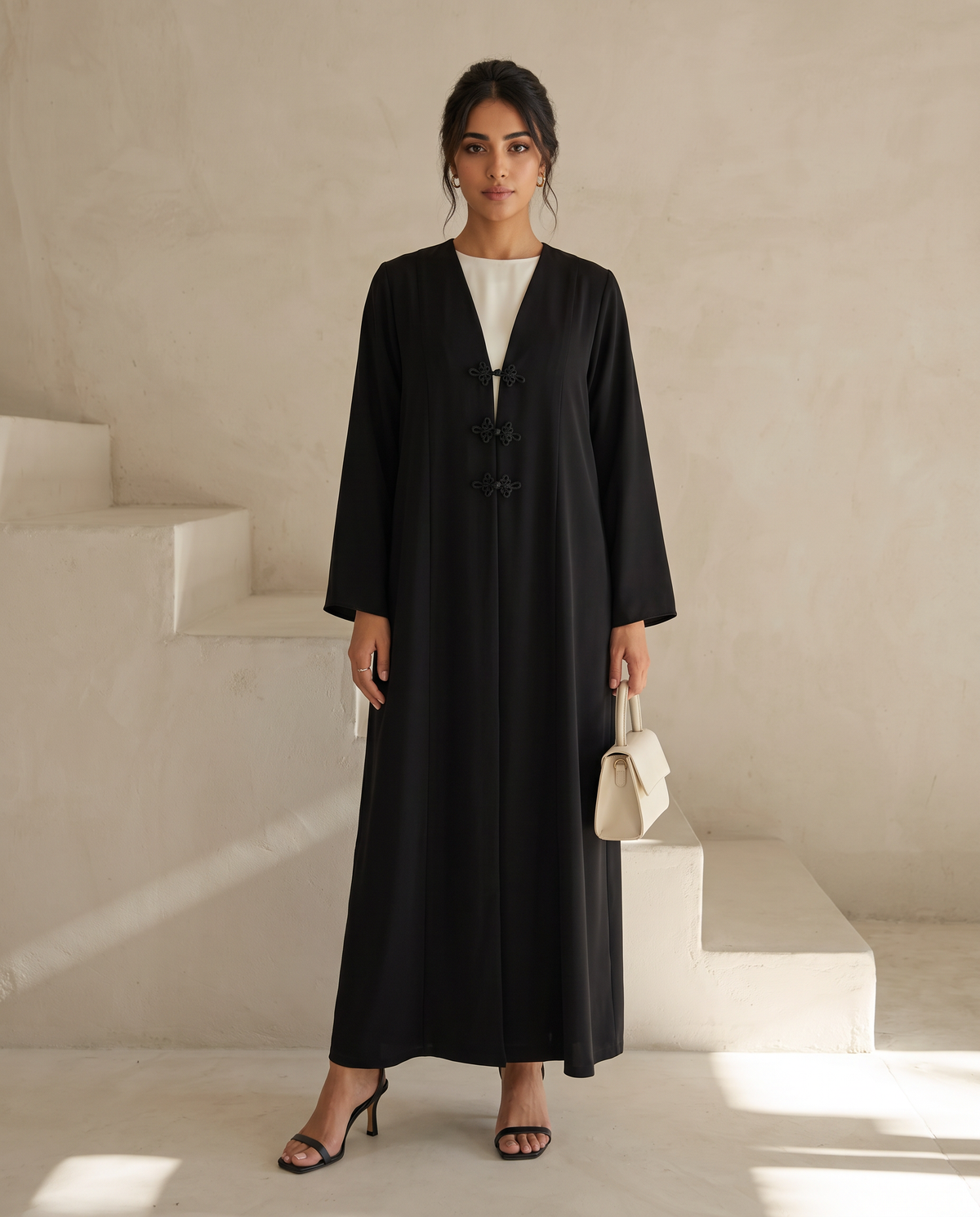 Clasp Abaya