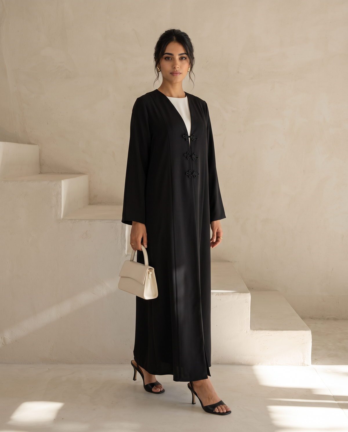 Clasp Abaya