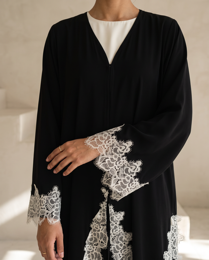 Trace Abaya