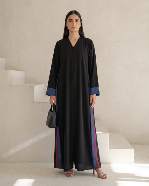 Horizon Contrast Abaya