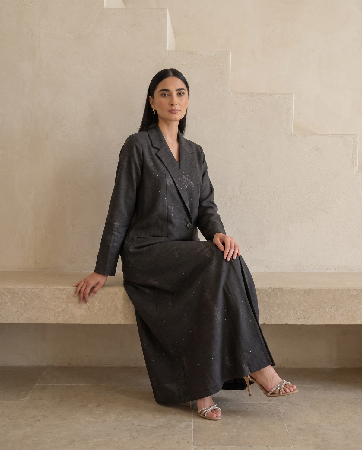 Graphite Signature Tailored Abaya