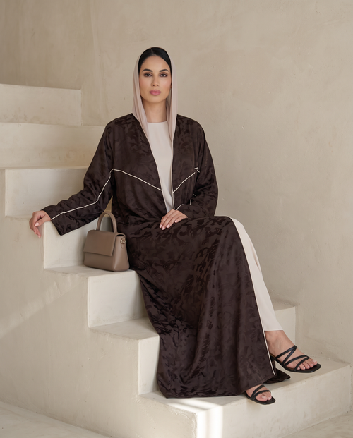 Jacquard Flow Open Abaya with Contrast Piping Detail – hover image