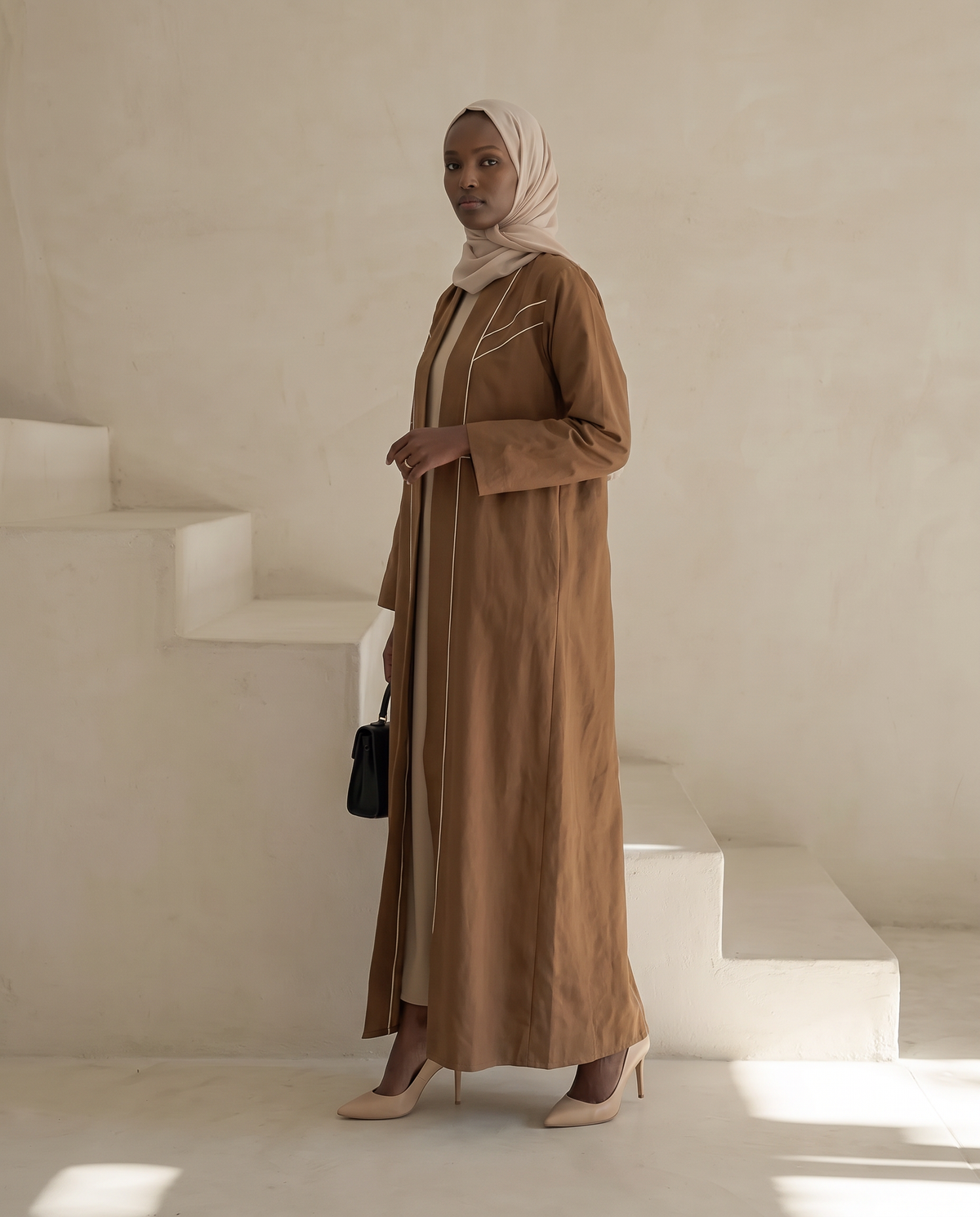 Contrast-Piped Cocoa Abaya with Structured Tailored Finish