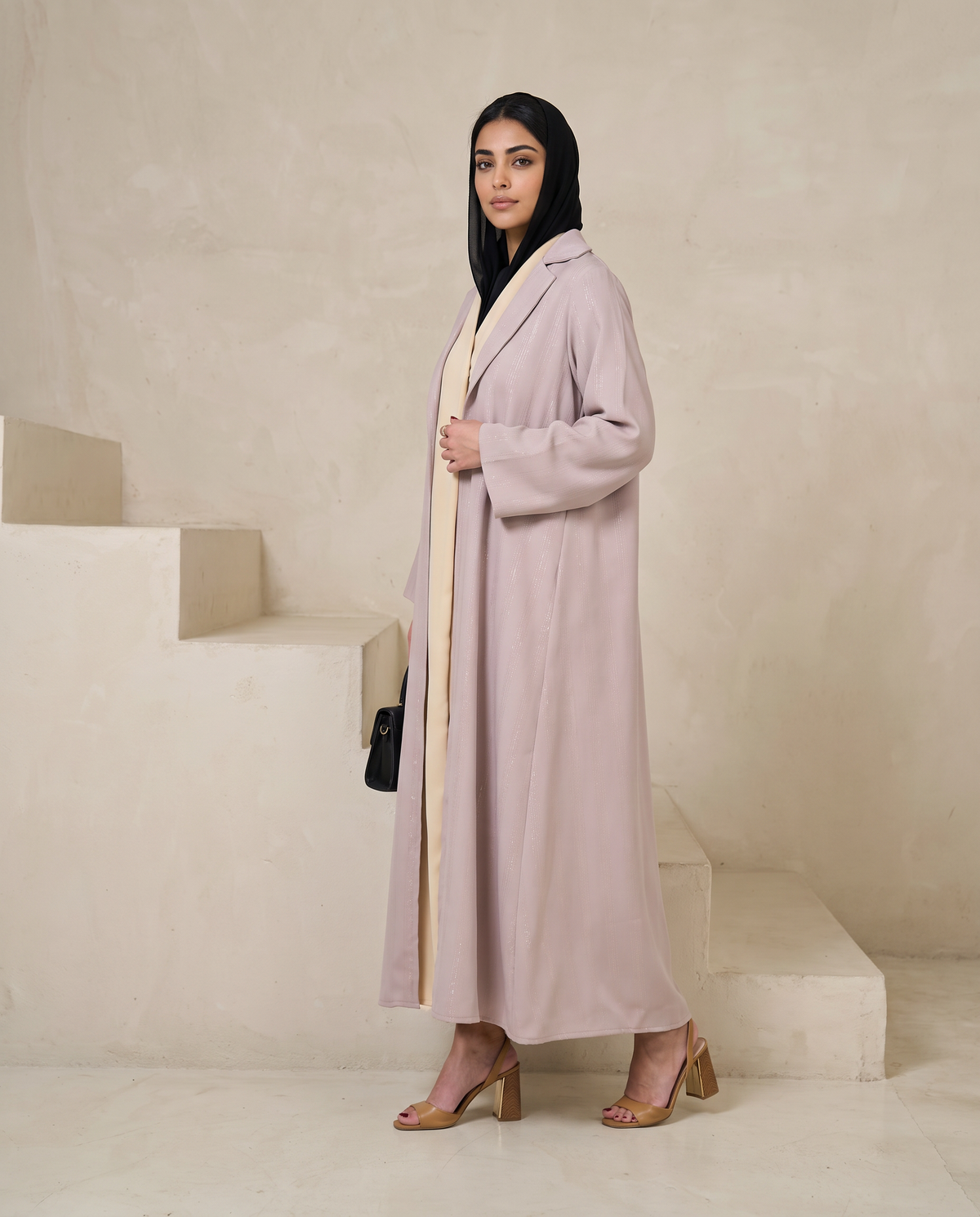 Blush Sheen Open Abaya