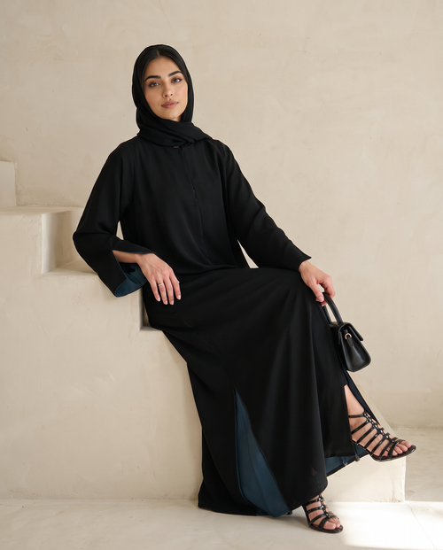 Minimalist Black Abaya with Jelly Bean Inner Sleeve Contrast – hover image