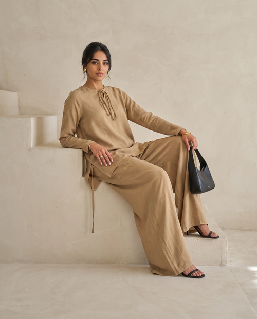 Modest Soft Inner Set with Loose Silhouette & Utility Pockets – hover image
