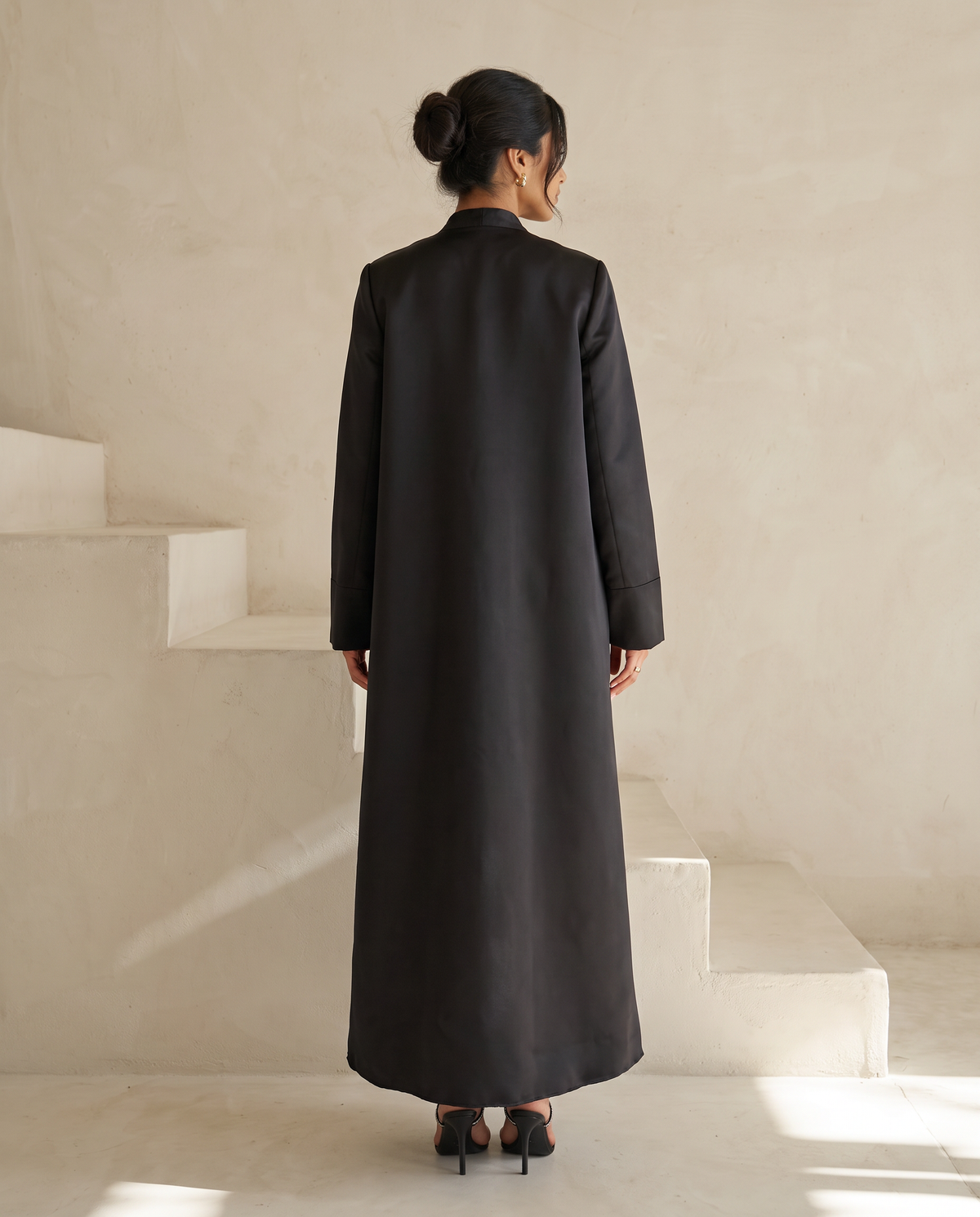 Elegant Satin Evening Abaya with Velvet Tie Belt and Floral Textured Motifs