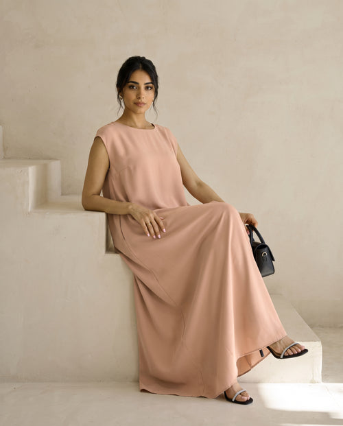 Essential Flowy Nada Pale chestnut  Inner Dress – hover image