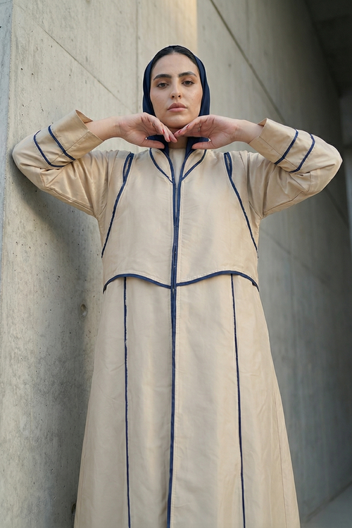 Beige Taffeta Abaya with Sculpted Royal-Blue Panel Piping – hover image