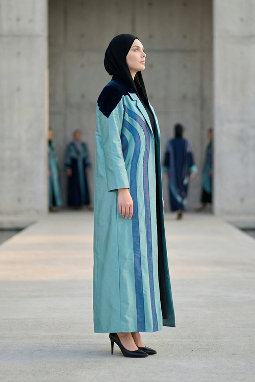 Teal Taffeta Abaya with Sculpted Velvet Panels & Ombre Wave Detailing – hover image