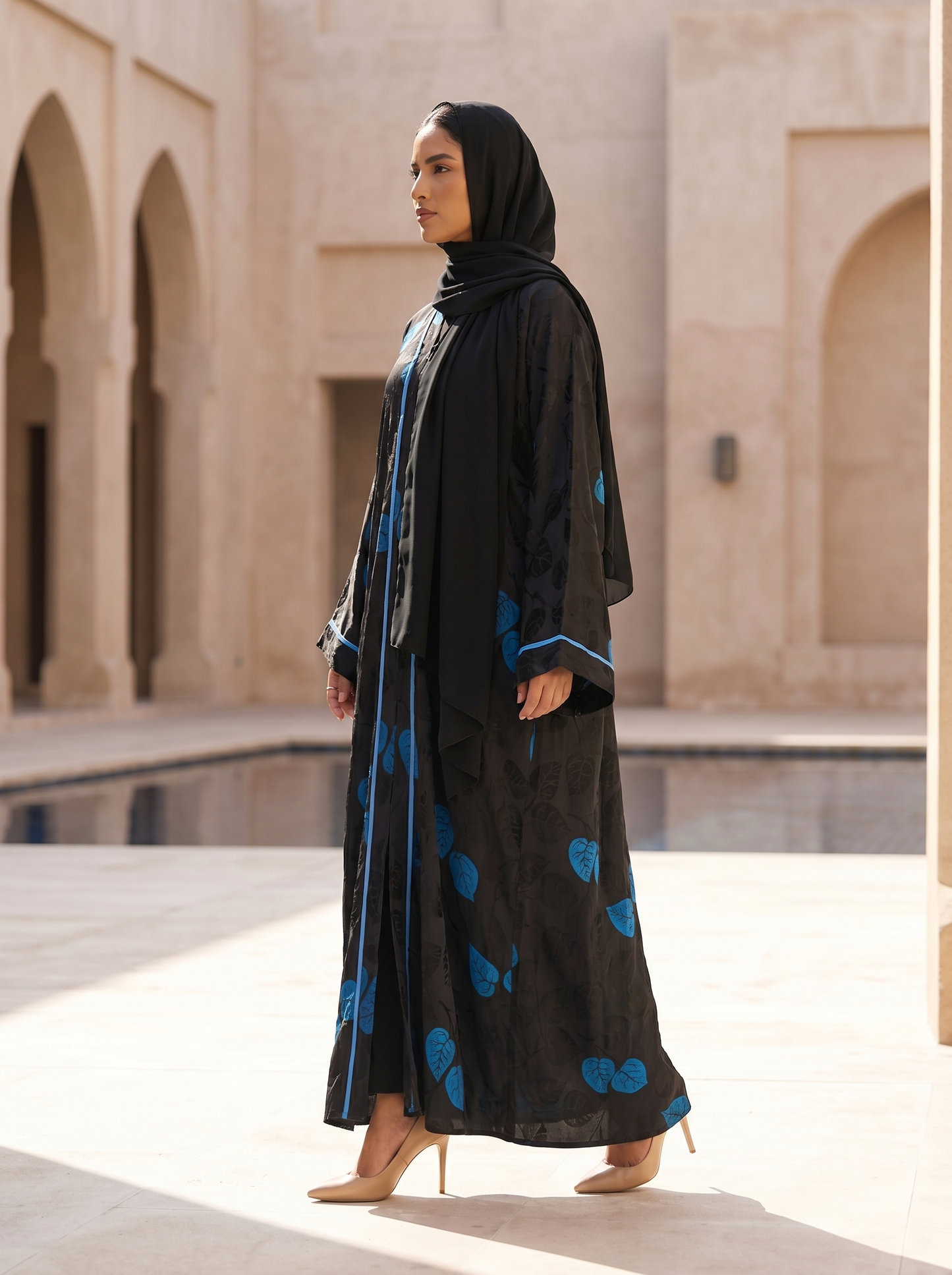 Leaf Print Open Abaya with Contrast Piping