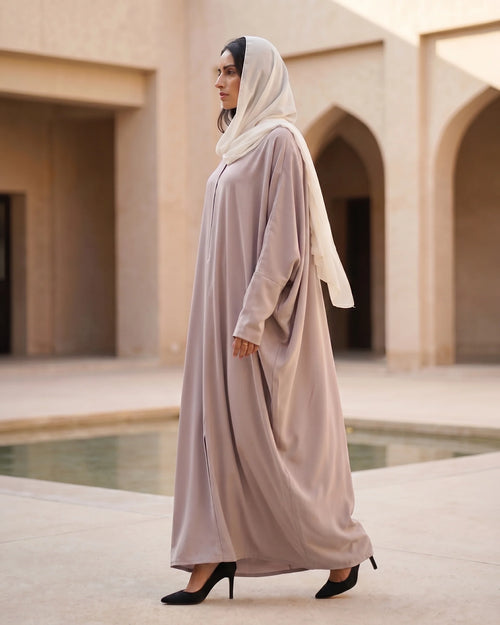 عباية عصرية فضفاضة مع ثنيات منحوتة (نسخة) – hover image