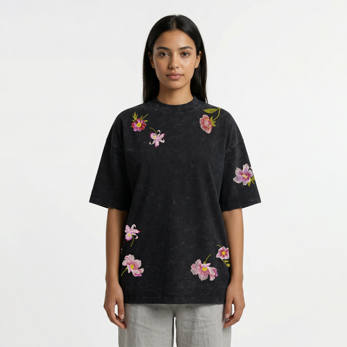 Scattered Blossom Embroidery - Embroidery - Oversized T-Shirt – hover image