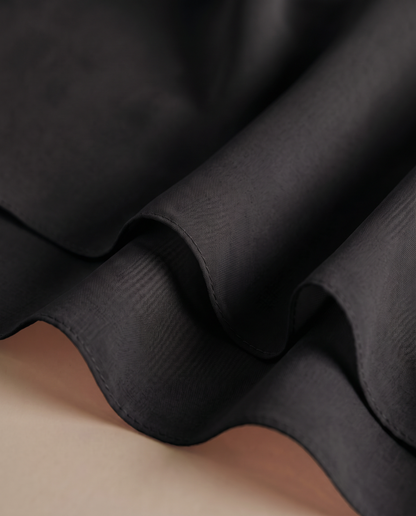 Premium scarf in Black - view 3