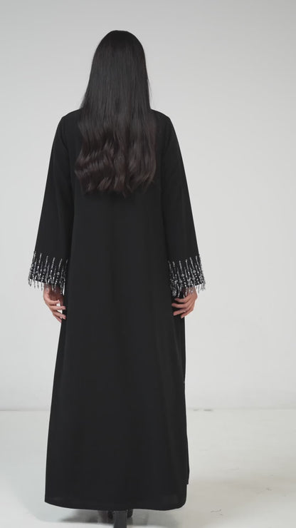 عباية مطرزة تراث منتصف الليل (نسخة)